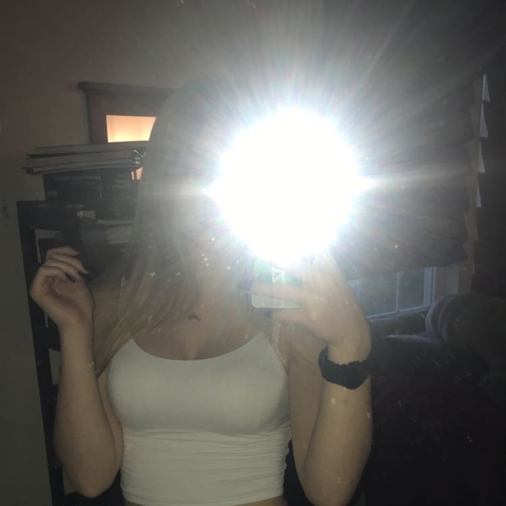 Meet your Posher, Alyssa